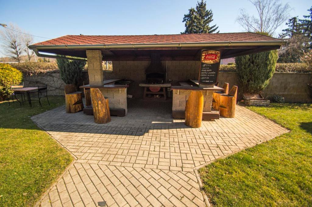 Hotel Sport Štětí Εξωτερικό φωτογραφία